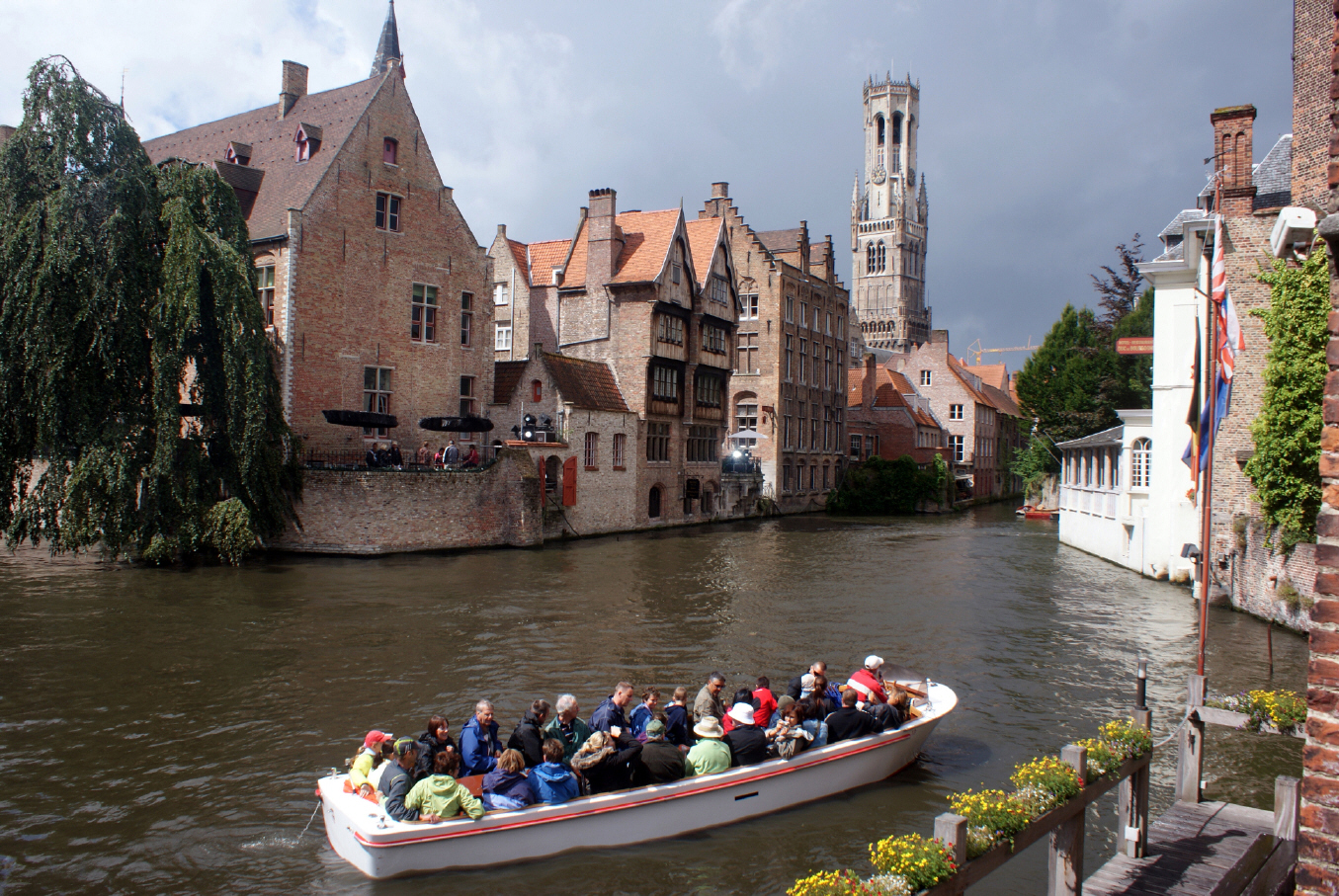Canal tour in Bruges